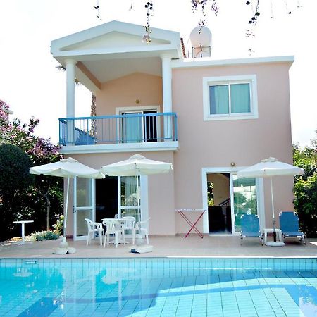 Rododafni Villas Klorakas Room photo