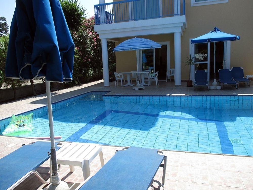 Rododafni Villas Klorakas Exterior photo