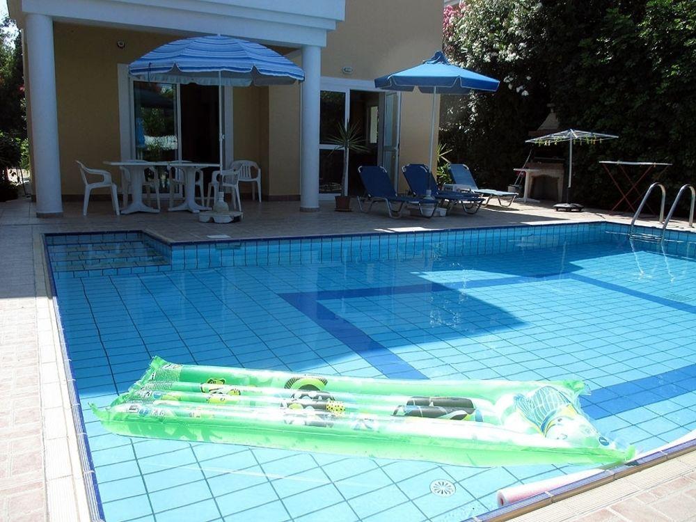 Rododafni Villas Klorakas Exterior photo