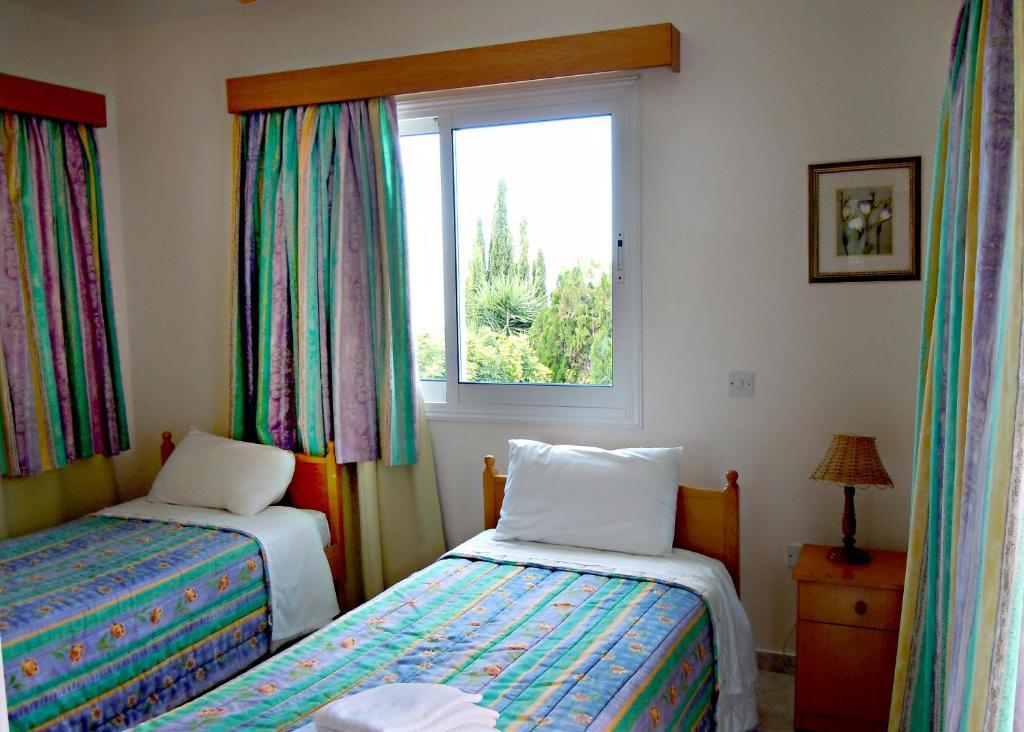 Rododafni Villas Klorakas Room photo